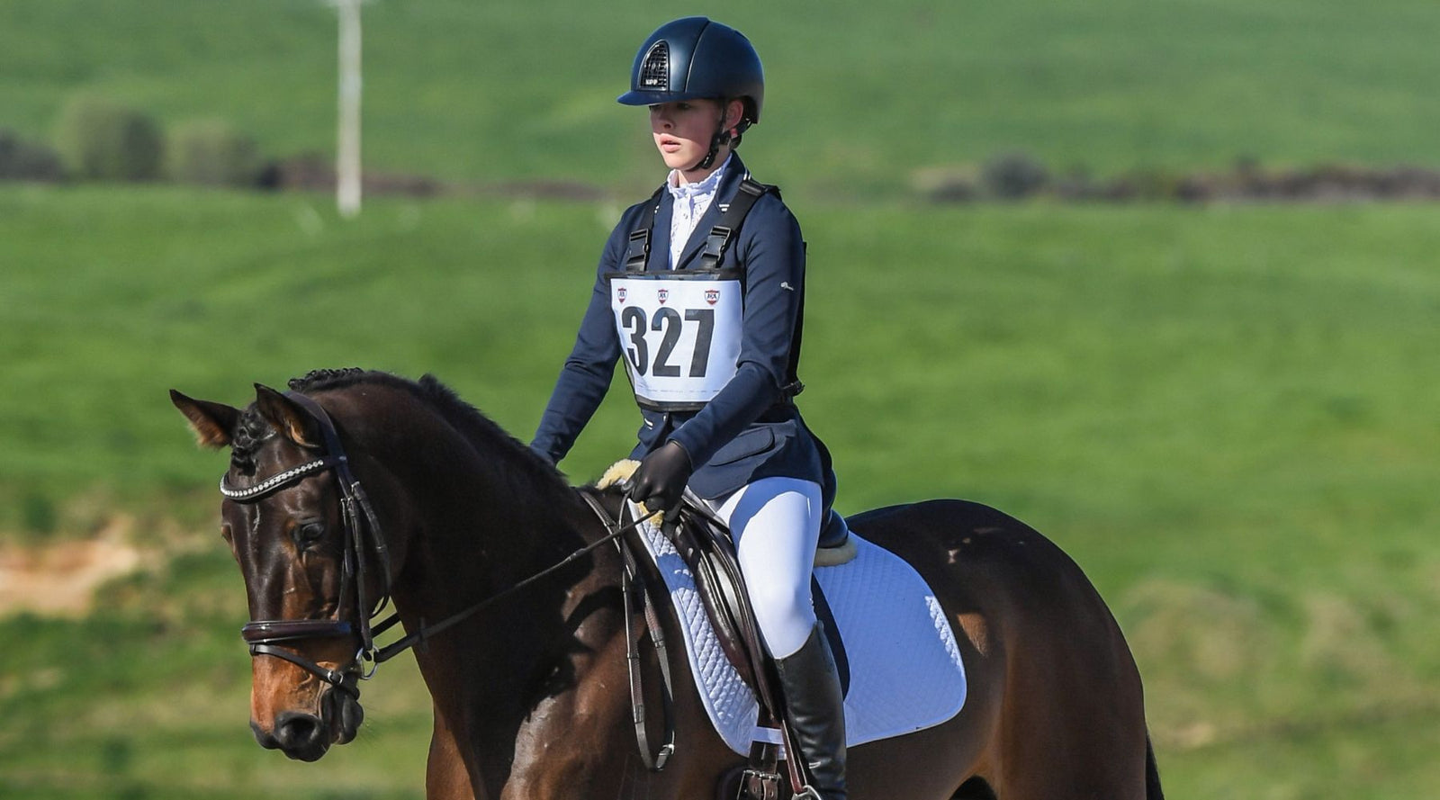 Zara Mcdonald – Rising Star Of New Zealand Eventing